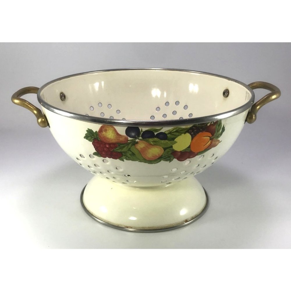 Vintage Regency Club Cream-Colored Enamel Colander Strainer with Fruit Design - Picture 3 of 8